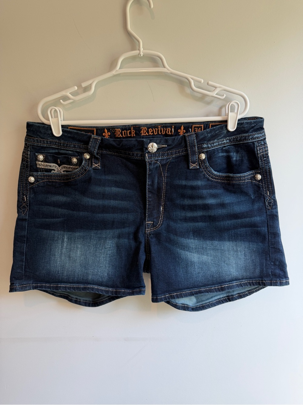 Rock Revival Iselin Shorts - Picture 1 of 8